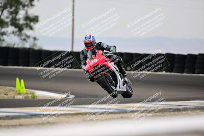 media/Apr-18-2025-TrackDaz (Fri) [[45f5874c44]]/A Group/Session 3 (Turn 6 - Outside)/
